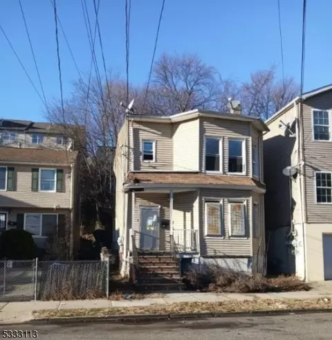 21 Garfield Ave, Paterson, NJ 07522