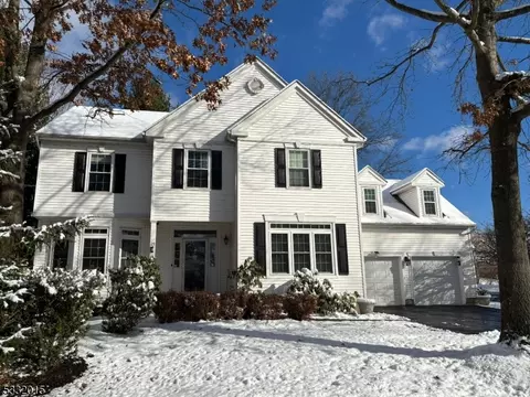 25 Liberty Ridge Rd, Bernards, NJ 07920