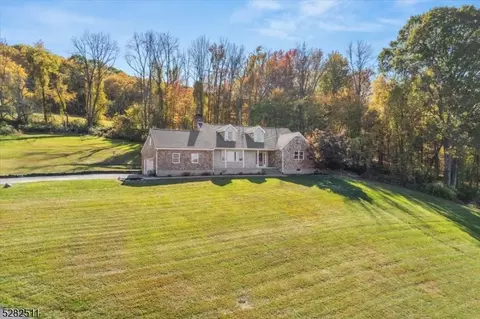 250 Musconetcong River Rd, Washington, NJ 07882