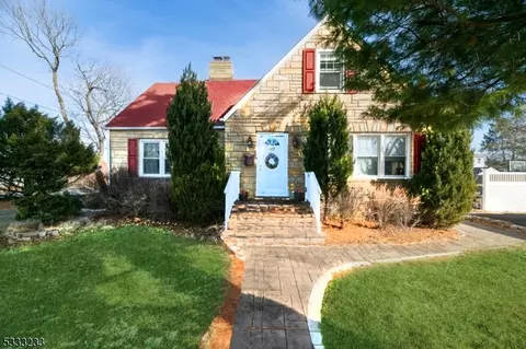 49 Rodney Ave, Franklin Twp, NJ 08873