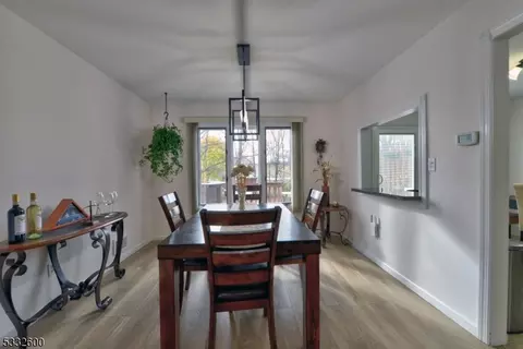 1 Hansen Pl, Wayne, NJ 07470 photo 5