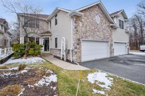 72 Oconnor Cir, West Orange, NJ 07052