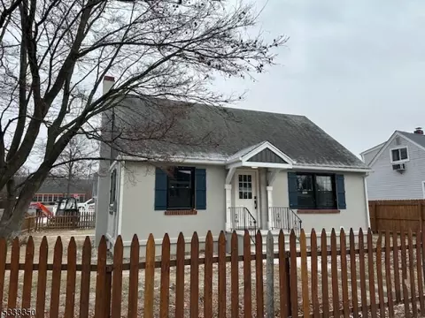 210 Baker St, Dover, NJ 07801