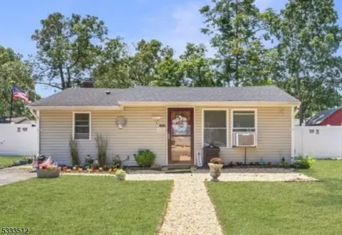 807 Buena Vista Rd, Lacey Twp, NJ 08731