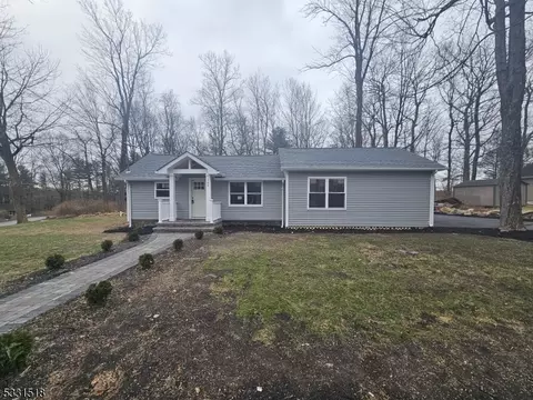 109 Cedar Ln, Vernon Twp, NJ 07422