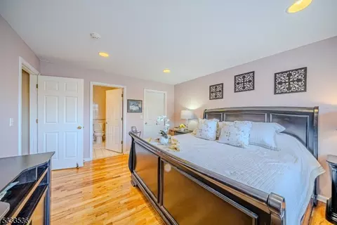39 Parkside Ct, Wayne, NJ 07470 photo 16