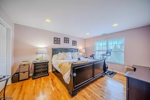 39 Parkside Ct, Wayne, NJ 07470 photo 15