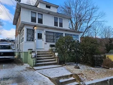 68 Grant St, Dover, NJ 07801