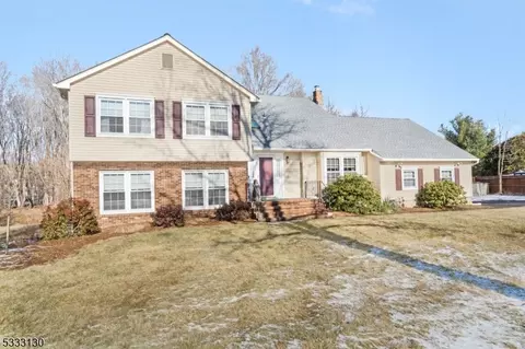 175 Eyland Ave, Roxbury Twp, NJ 07876