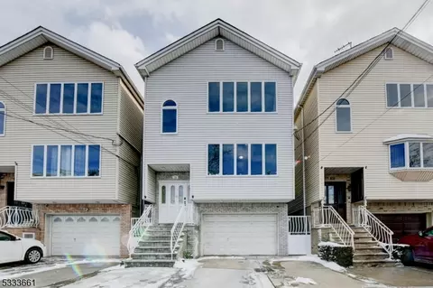 13 Ann St, Newark, NJ 07105