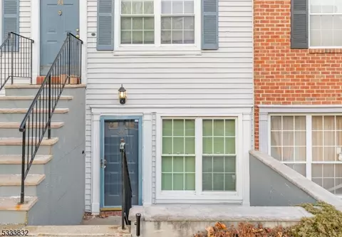 44 Rutgers Dr #7C1, Newark, NJ 07103