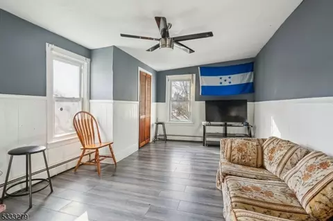 212 Sharp St, Hackettstown, NJ 07840 photo 8