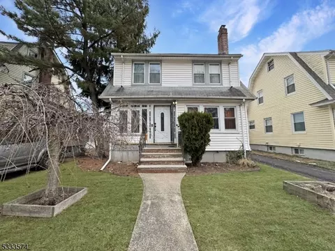 76 Rollinson St, West Orange, NJ 07052