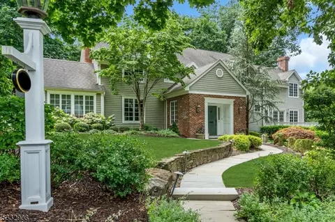 31 Chandler Rd, Chatham Twp, NJ 07928