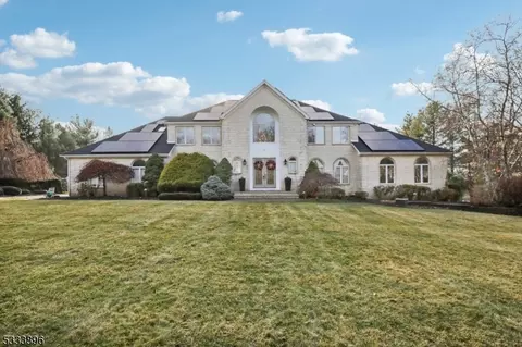 36 Woodshire Ter, Montville Twp, NJ 07082