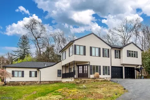 39 Hillcrest Ave, Montville, NJ 07045