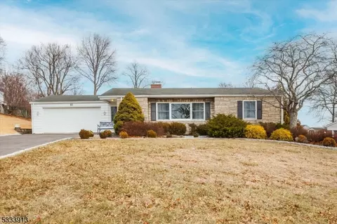 16 Cedar Grove Rd, Somerville, NJ 08876