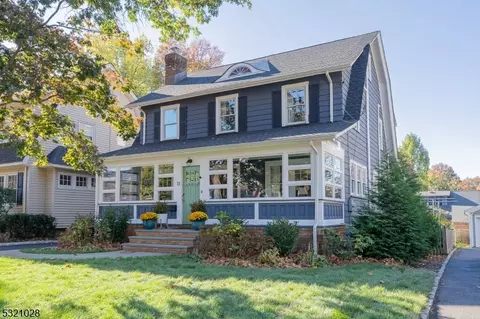 13 Norfolk Ave, Maplewood, NJ 07040