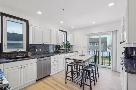 28 Park Ave, Summit, NJ 07901 photo 4