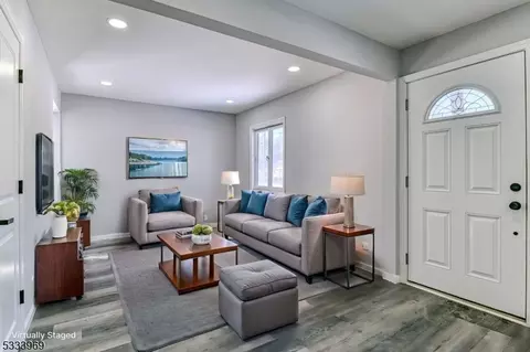 599 Mountain View Ter, Middlesex, NJ 08846 photo 11