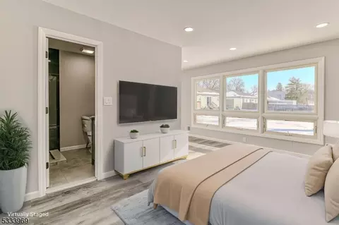 599 Mountain View Ter, Middlesex, NJ 08846 photo 21