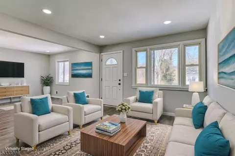 599 Mountain View Ter, Middlesex, NJ 08846 photo 9