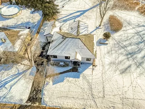599 Mountain View Ter, Middlesex, NJ 08846 photo 44