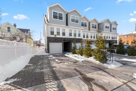93 Prospect St #1, Garfield, NJ 07026