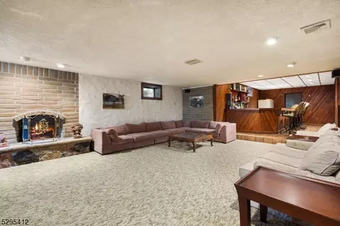 32 Apache Rd, Wayne, NJ 07470 photo 28
