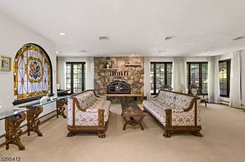 32 Apache Rd, Wayne, NJ 07470 photo 4