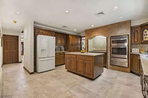 32 Apache Rd, Wayne, NJ 07470 photo 7