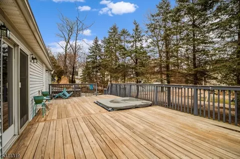 21 Circle Dr, Parsippany-troy Hills Twp, NJ 07054 photo 36