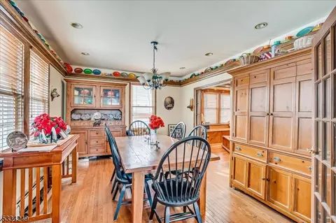 10 Cherry St, Edison, NJ 08817 photo 8