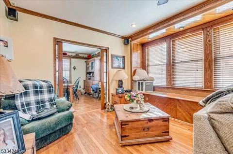 10 Cherry St, Edison, NJ 08817 photo 14