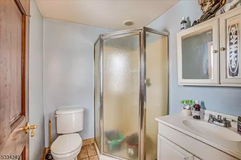 10 Cherry St, Edison, NJ 08817 photo 20