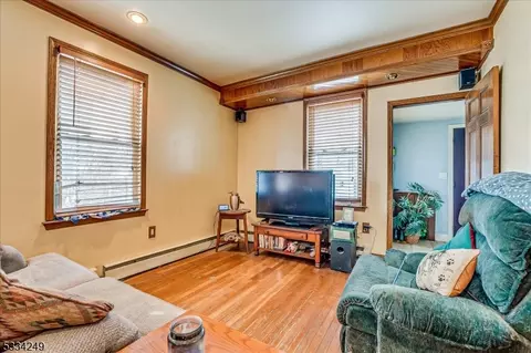 10 Cherry St, Edison, NJ 08817 photo 12