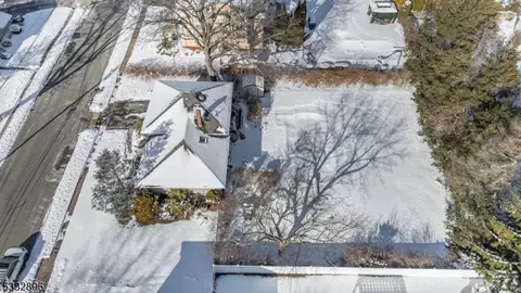 18 Oak Ln, Wayne, NJ 07470 photo 35