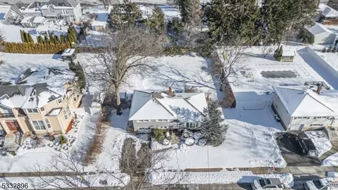 18 Oak Ln, Wayne, NJ 07470 photo 34