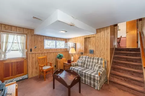 18 Oak Ln, Wayne, NJ 07470 photo 23