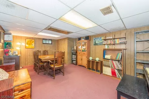 18 Oak Ln, Wayne, NJ 07470 photo 27