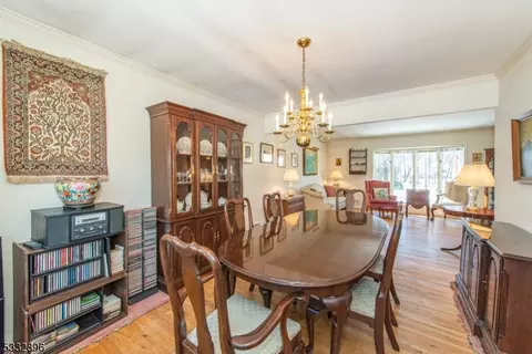 18 Oak Ln, Wayne, NJ 07470 photo 14