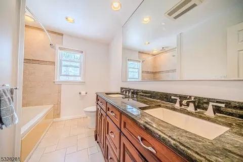 22 Beechtree Rd, West Caldwell, NJ 07006 photo 26