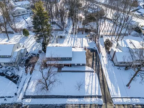 22 Beechtree Rd, West Caldwell, NJ 07006 photo 36