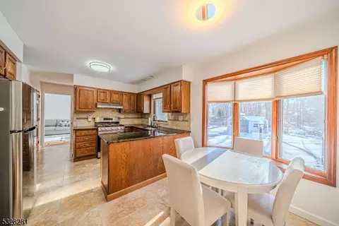 22 Beechtree Rd, West Caldwell, NJ 07006 photo 8