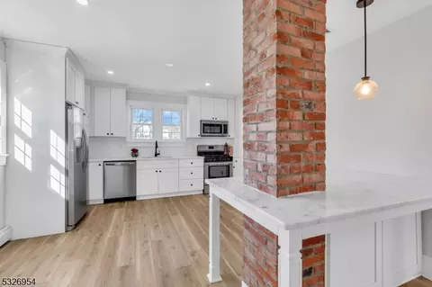 73 Mine St, Flemington, NJ 08822 photo 7