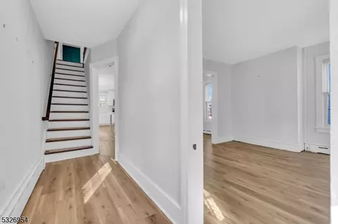 73 Mine St, Flemington, NJ 08822 photo 2