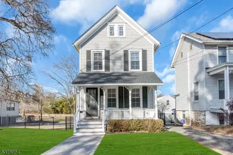 73 Mine St, Flemington, NJ 08822