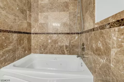 6 Skymark Ct, Upper Saddle River, NJ 07458 photo 30
