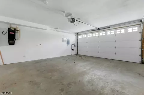 6 Skymark Ct, Upper Saddle River, NJ 07458 photo 42