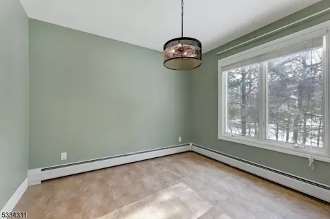 6 Skymark Ct, Upper Saddle River, NJ 07458 photo 17